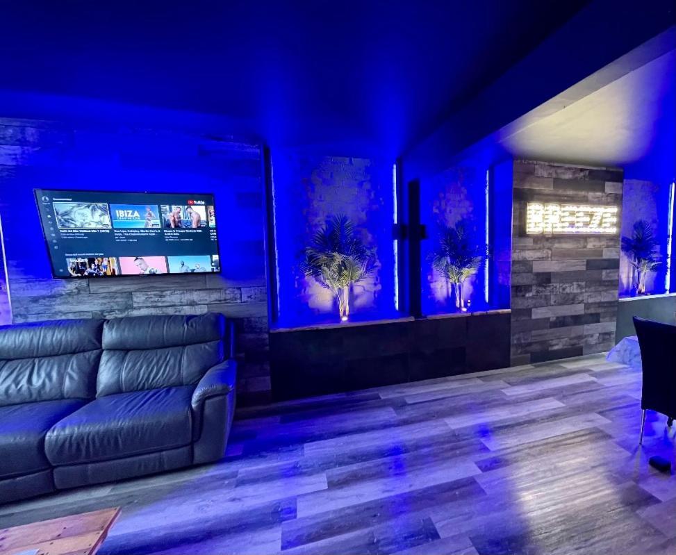 Breeze Suites - Luxury Group Accom - Sleeps 19 Blackpool Eksteriør bilde